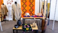 Poncho sanjuanino, tradición y arte con un premio millonario de por medio