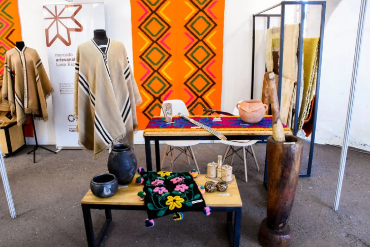 Artesanias-poncho-728x486