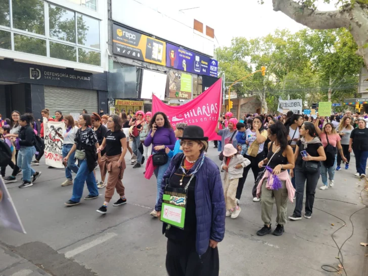 Marcha-Mujeres-5-728x546