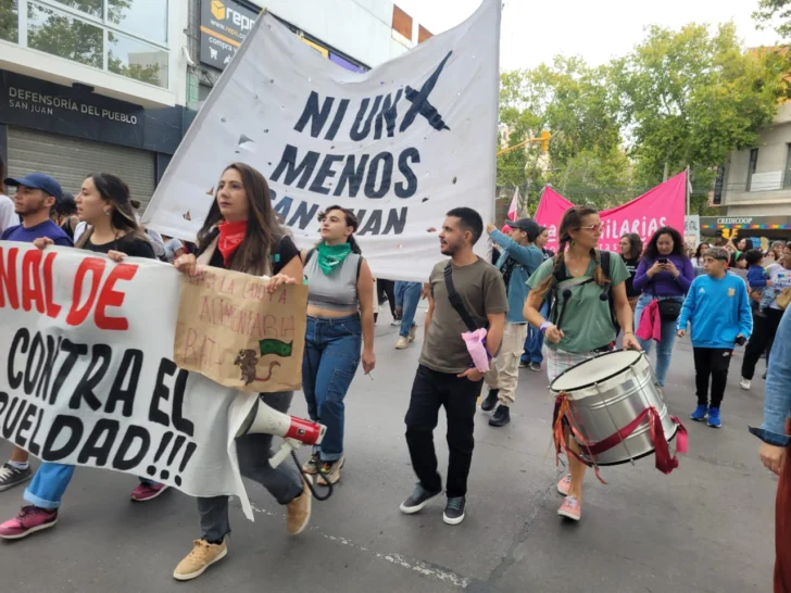 Marcha-Mujeres-728x546