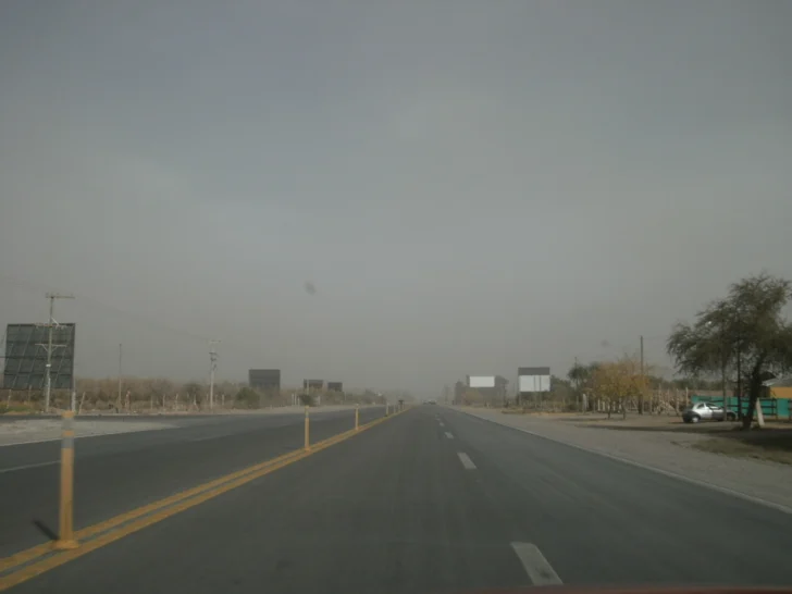 En alerta: nueve provincias, complicadas por intensos vientos y nevadas