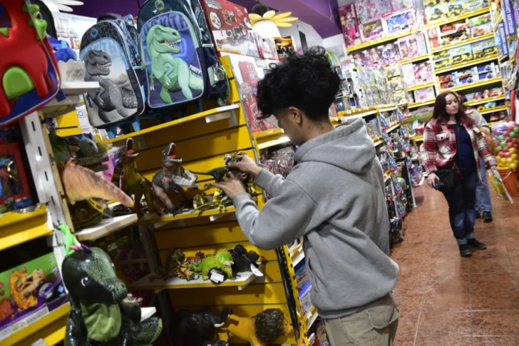 Día del Niño: una campaña que invita a “desconectar la pantalla y conectar en familia”
