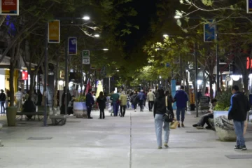 Consumo nivelado: qué analizan los comerciantes de San Juan para pagar la luz