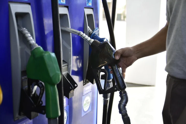 estacion-de-servicio-nafta-combustible-1-728x485 estacion-de-servicio-nafta-combustible-1-728x485