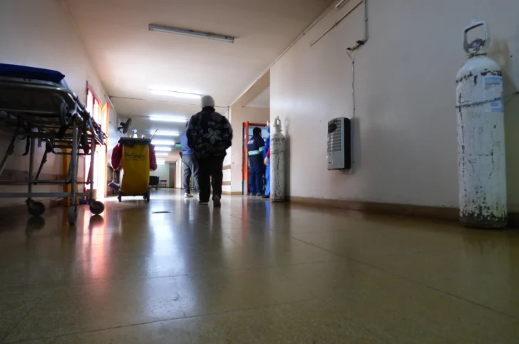 salud-hospital-medico-enfermero-medicos-enfermeros-medica-medica-enfermera-5-728x483 salud-hospital-medico-enfermero-medicos-enfermeros-medica-medica-enfermera-5-728x483