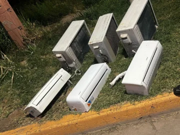 Robo en San Juan: secuestraron aires acondicionados y una moto