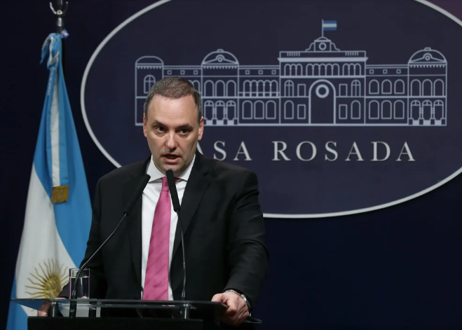 PAMI: el Gobierno lanzó un nuevo sistema de entrega de pañales
