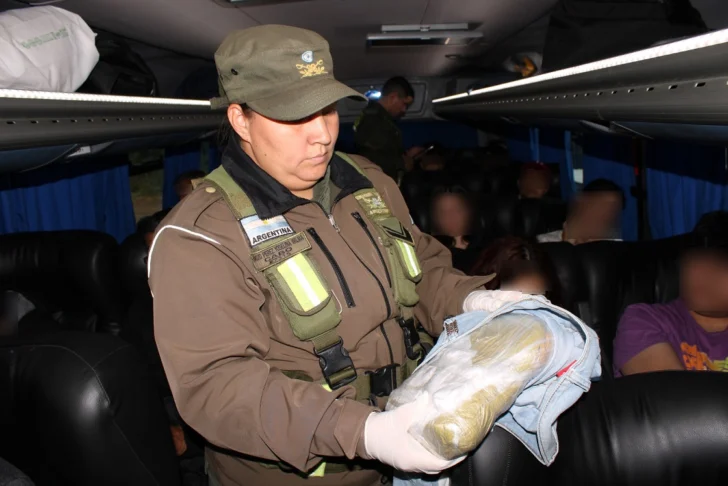 cordoba_secuestran_mas_de_1kg_de_marihuana_7-728x486