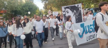 “Seguiremos luchando”: tras revés judicial, la familia de Lucía Rubiño va a la Corte