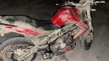 Hacía Willy en zona del Jardín de los poetas y provocó un accidente