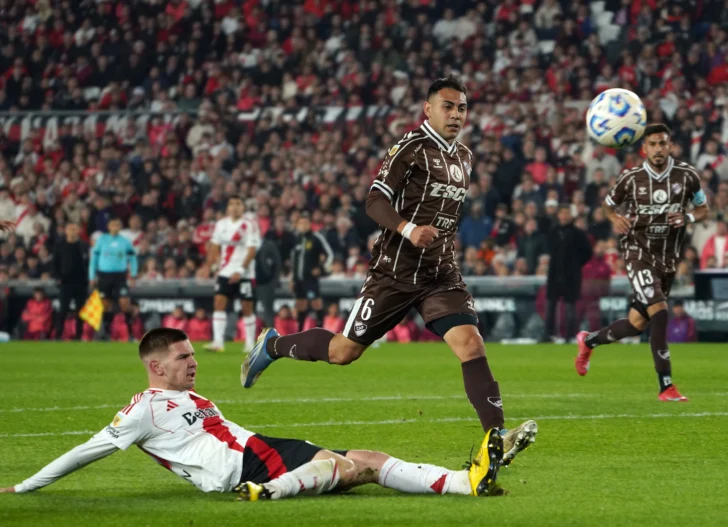 Platense le ganó por penales a River y es semifinalista del Torneo Apertura