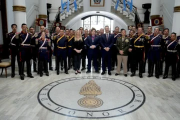 Distinguieron a Milei con la Orden de los Granaderos de los Andes
