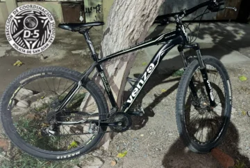 Robó una bicicleta en la escuela Sarmiento y fue detenido