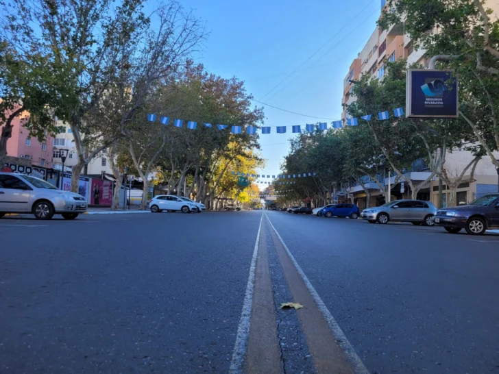 Avenida-Central-previa-desfile-3-728x546