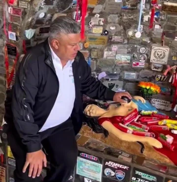 Video: la sorpresiva visita de Chiqui Tapia a la Difunta Correa