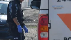 Horror: hallaron un cuerpo calcinado y mutilado en un descampado
