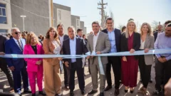 “La obra pública es fundamental”: Orrego encabezó la entrega de 72 viviendas en Rawson