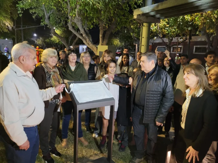 Los vecinos disfrutaron de la plaza remodelada en el Barrio Los Álamos