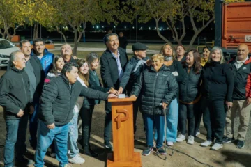 Pocito sumó nueva iluminación en dos barrios