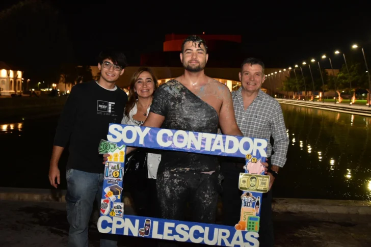 Sociales-Contador-recibido-4-728x485