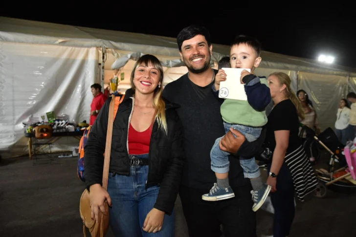 Sociales-segundo-dia-Feria-de-las-Artesanias-18-728x485