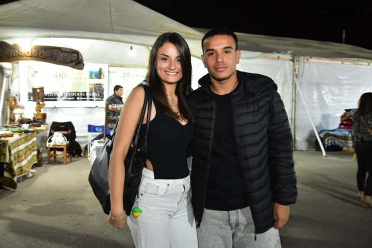 Sociales-segundo-dia-Feria-de-las-Artesanias-3-728x485