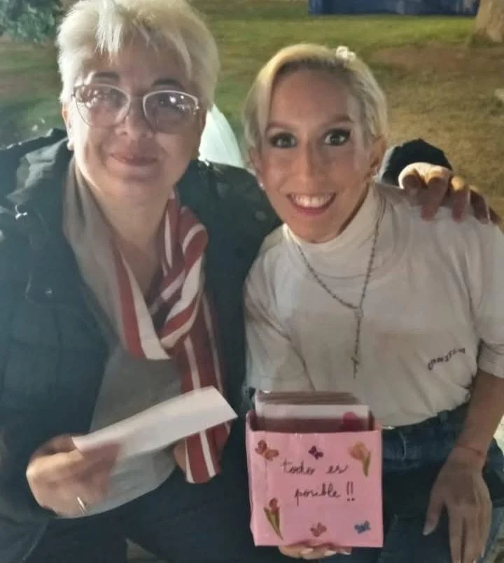 Daniela, entre sorpresa y emoción por la respuesta de los sanjuaninos en su experimento social