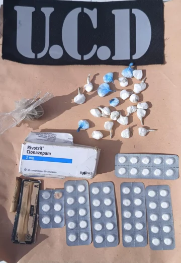Allanamiento en Rawson: secuestran drogas y detienen a dos jóvenes en una plaza
