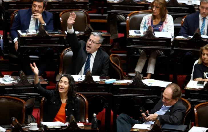 diputados-ficha-728x463