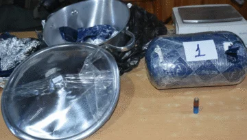Hallaron cocaína en una olla durante el control de una encomienda