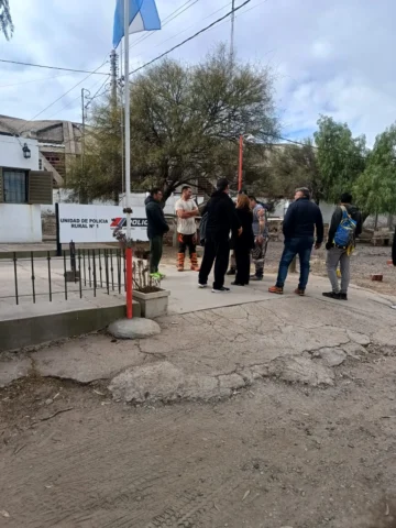 Horas angustiantes y un operativo sin pausa: cómo fue el rescate de los motociclistas extraviados en Vallecito