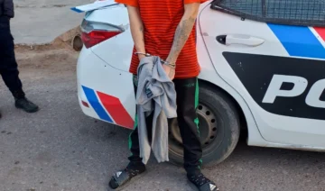 Una mujer fue atacada con un cuchillo durante un intento de robo en Santa Lucía