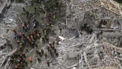 Irán bombardeó el sur israelí tras expirar el “alto al fuego” de Trump