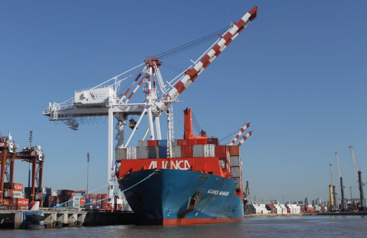 El superávit comercial llegó a US$608 millones en mayo con fuerte suba de las importaciones