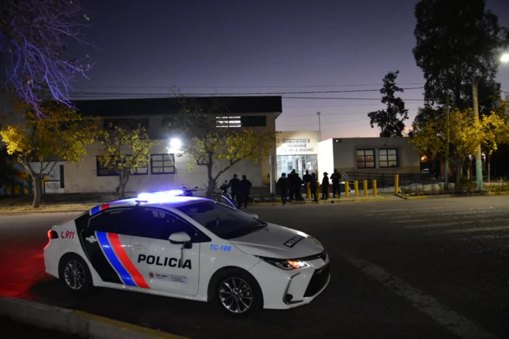 Amenaza-de-bomba-Diario-La-Provincia-SJ-1-728x485
