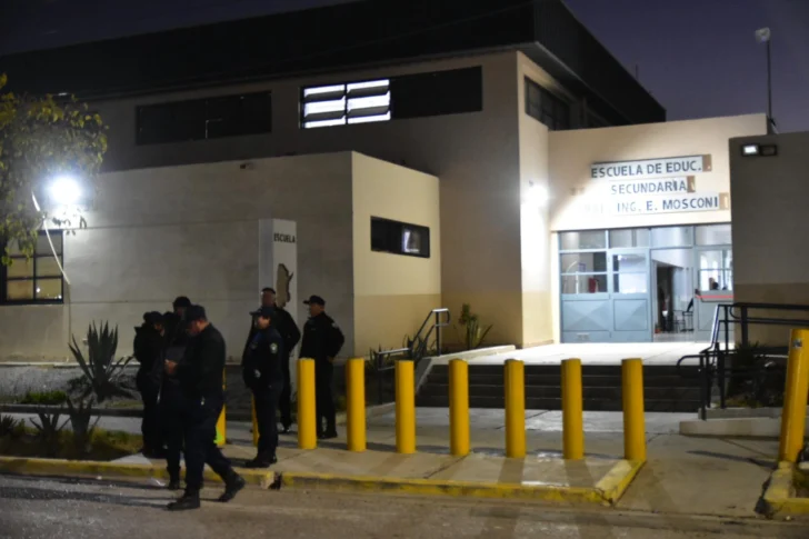 Amenaza-de-bomba-Diario-La-Provincia-SJ-4-728x485