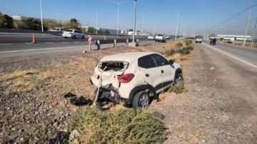 Violento choque en Ruta 40: una mujer fue hospitalizada