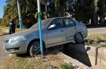 Albardón: choque entre dos autos dejó a un niño herido