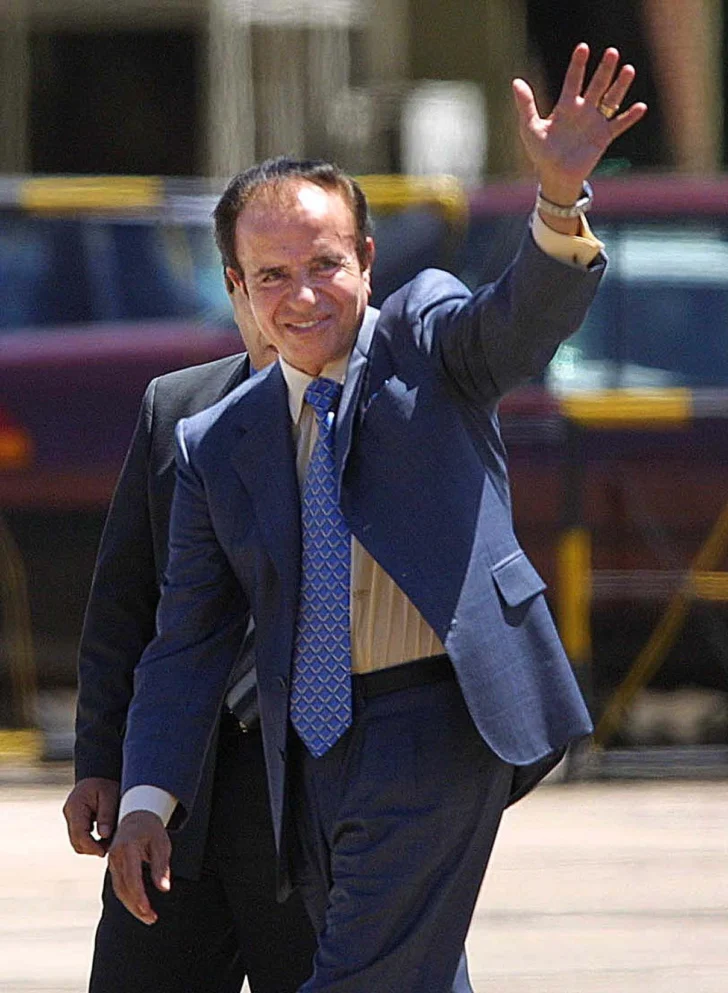 Menem-2-728x993