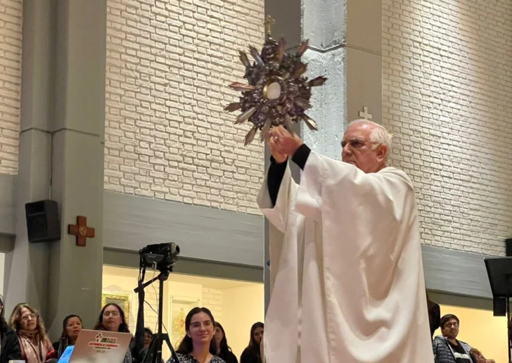 Monseñor Lozano en la celebración de Corpus Christi: “para el amor no hay nada pequeño”