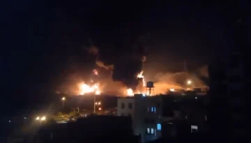 Videos: Impresionantes imágenes de la explosión de una refinería iraní