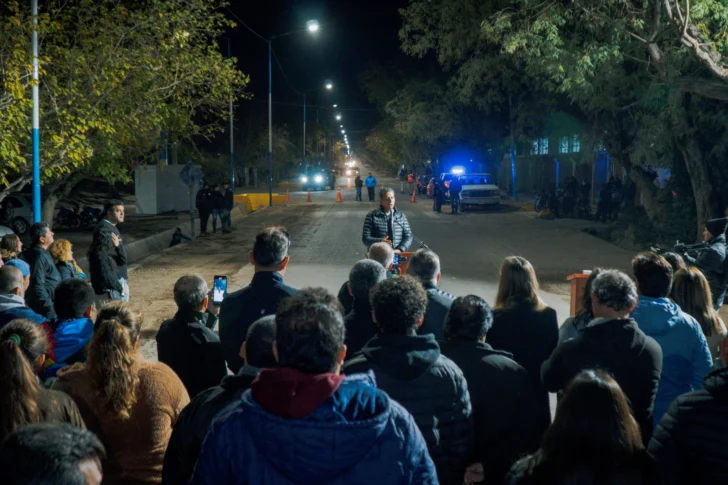 Pocito inauguró iluminación Led en un tramo de Calle 9