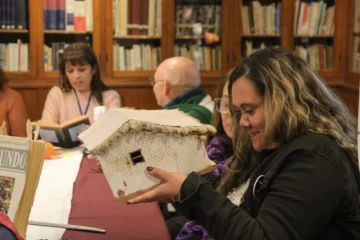 Ratones de biblioteca: el taller donde se disfruta de la lectura con todos los sentidos