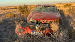 Brutal vuelco en Ruta 40: una pareja resultó herida tras perder el control del auto