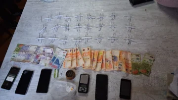 Operativo antidrogas en San Juan: marihuana, cocaína y dinero secuestrado en allanamientos simultáneos