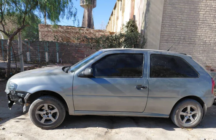 Caucete: secuestran un auto con pedido por estafa en La Rioja