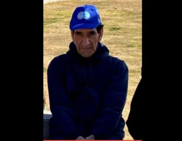 Buscan a un hombre de 77 años que salió de su casa y nadie sabe dónde está