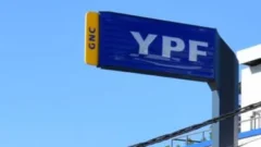 Las 10 claves del fallo que obliga a la Argentina a entregar el 51% de YPF