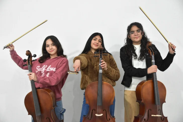 Primeras notas, grandes sueños: tienen entre 11 y 15 años y desarrollan el talento con el violonchelo