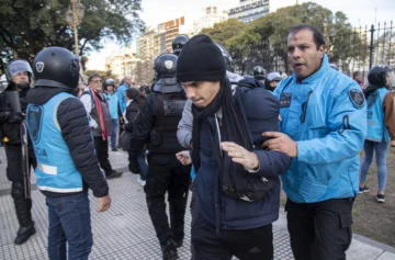 Hubo cinco detenidos en la marcha de los jubilados al Congreso